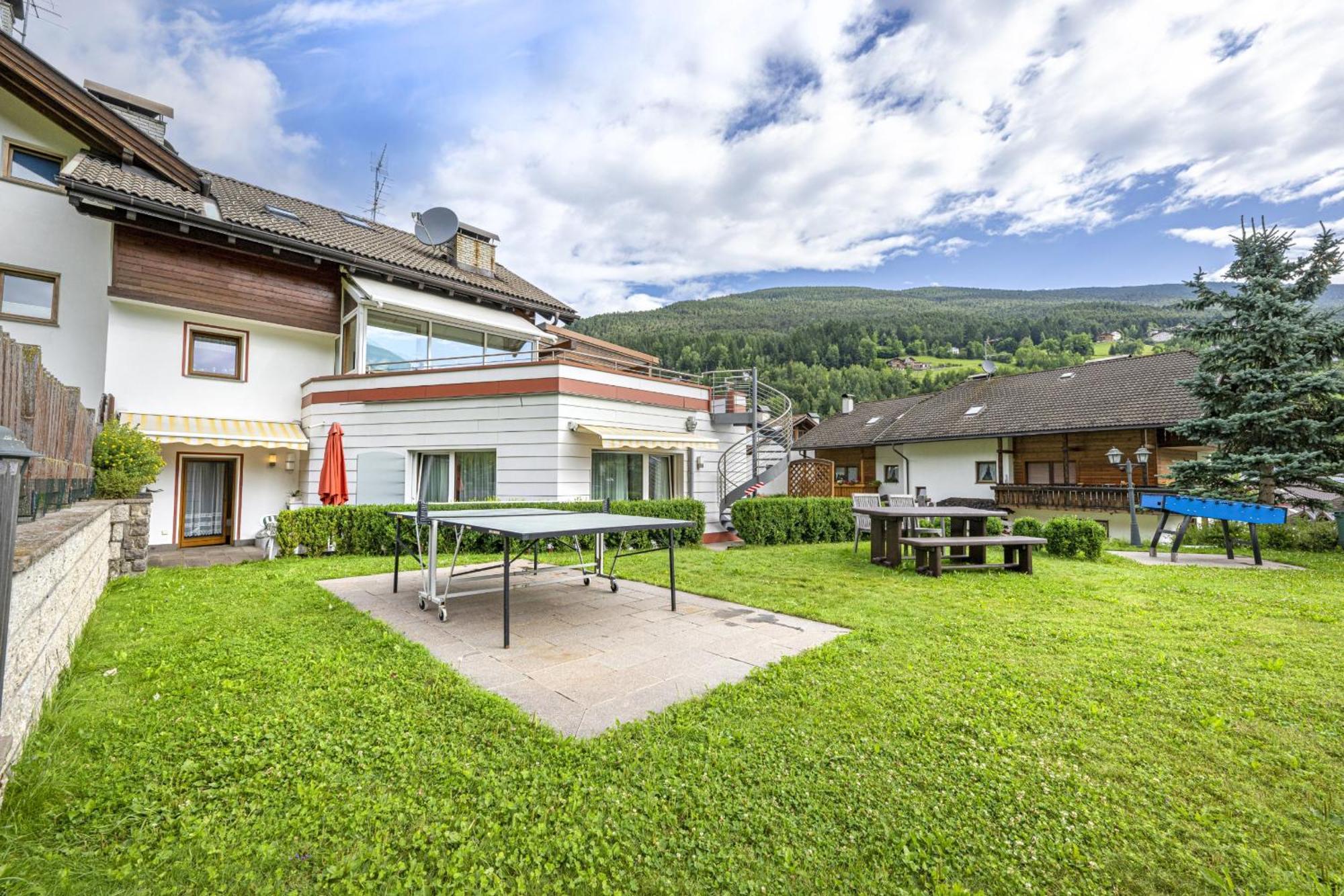 Apartments Mirandula Ortisei Exterior photo